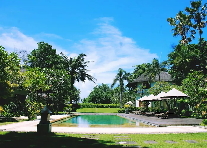 Avillion Villa Cinta @Sanur, Bali